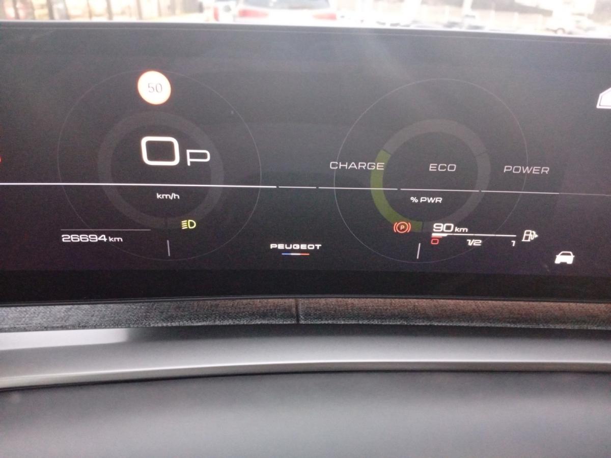 peugeot-5008-2024-hibrido-a-gasolina-1199cc