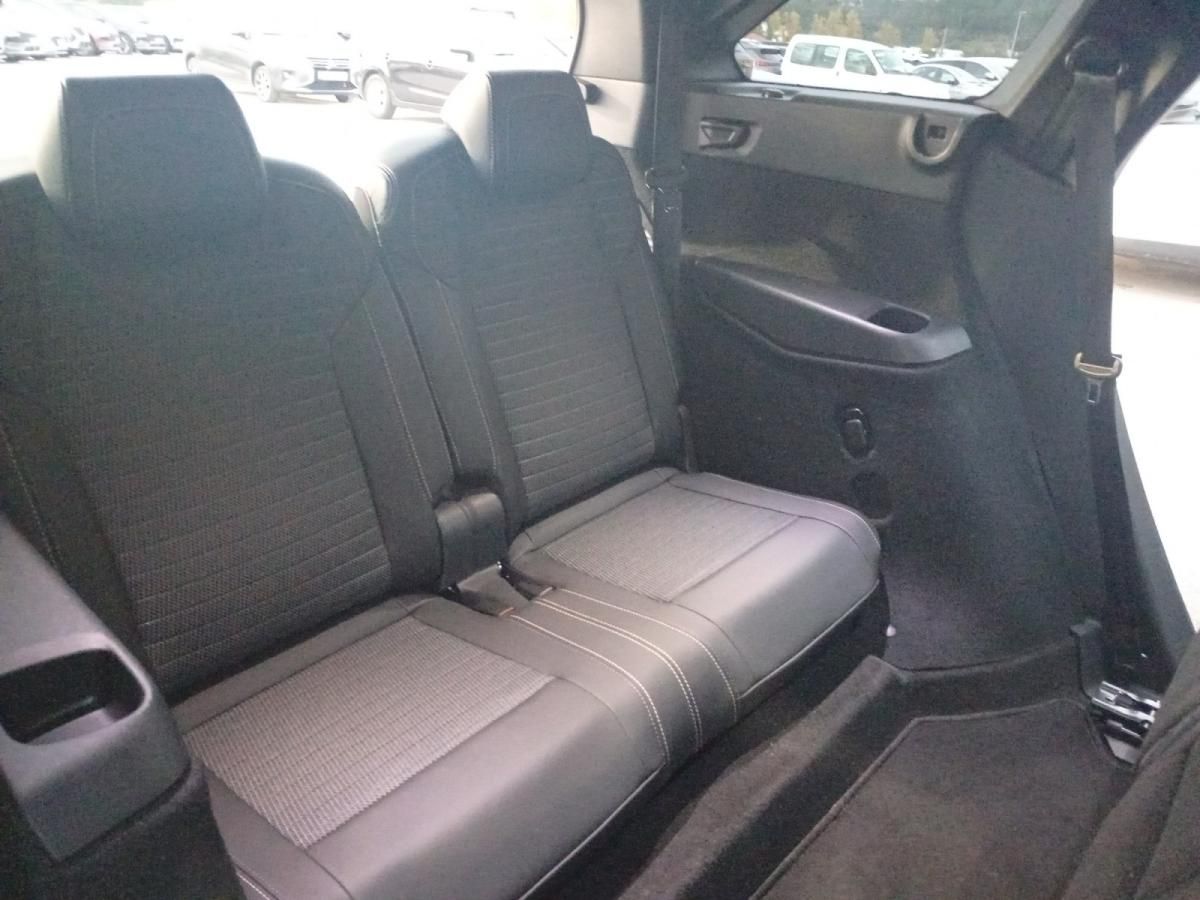peugeot-5008-2024-hibrido-a-gasolina-1199cc