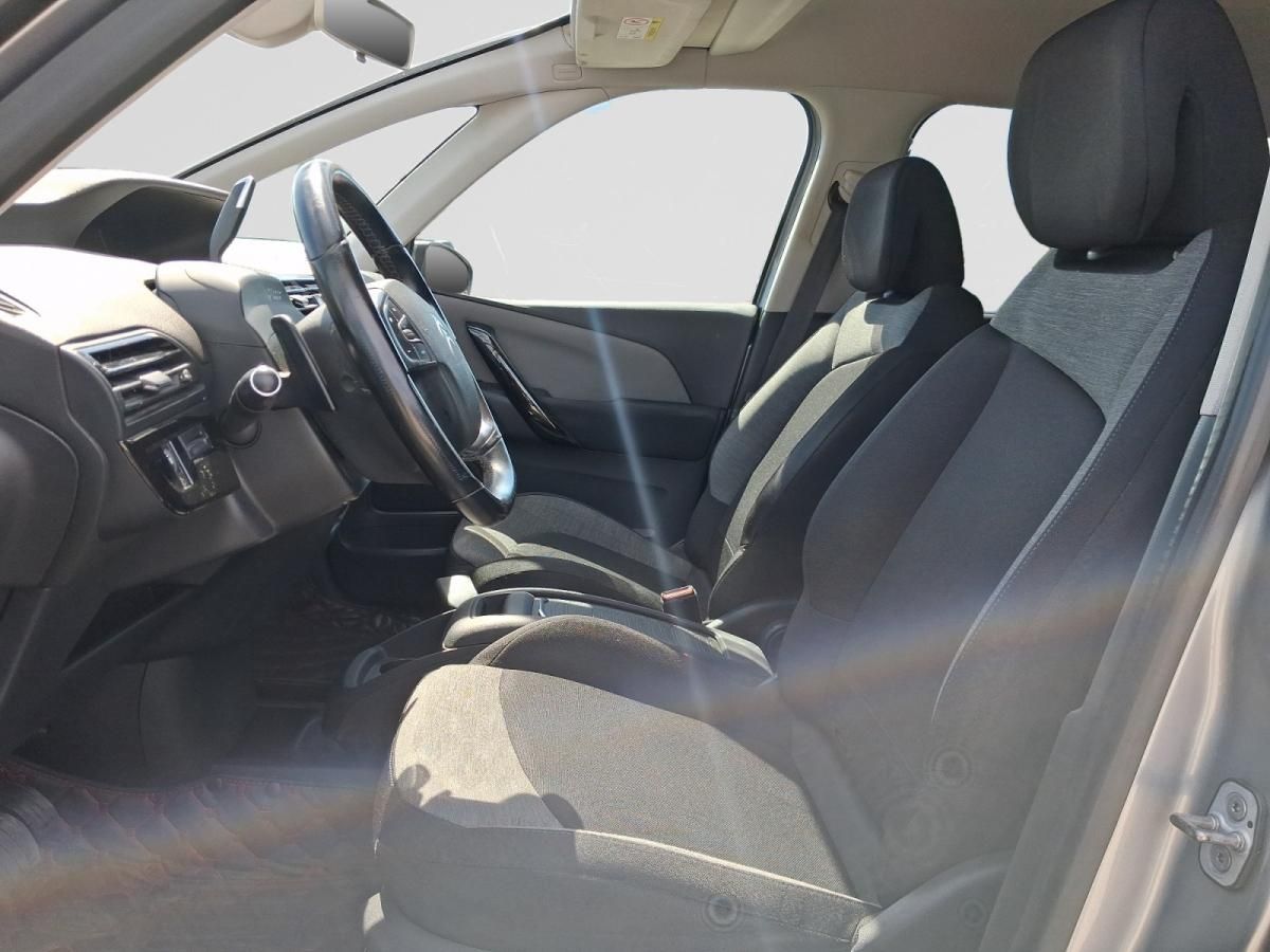 citroen-c4-grand-picasso-2017-diesel-1560cc