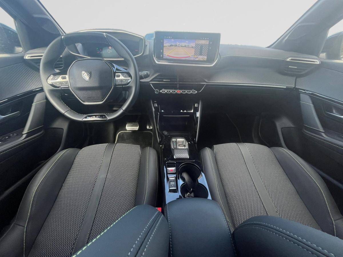 peugeot-208-2025-hibrido-a-gasolina-1199cc
