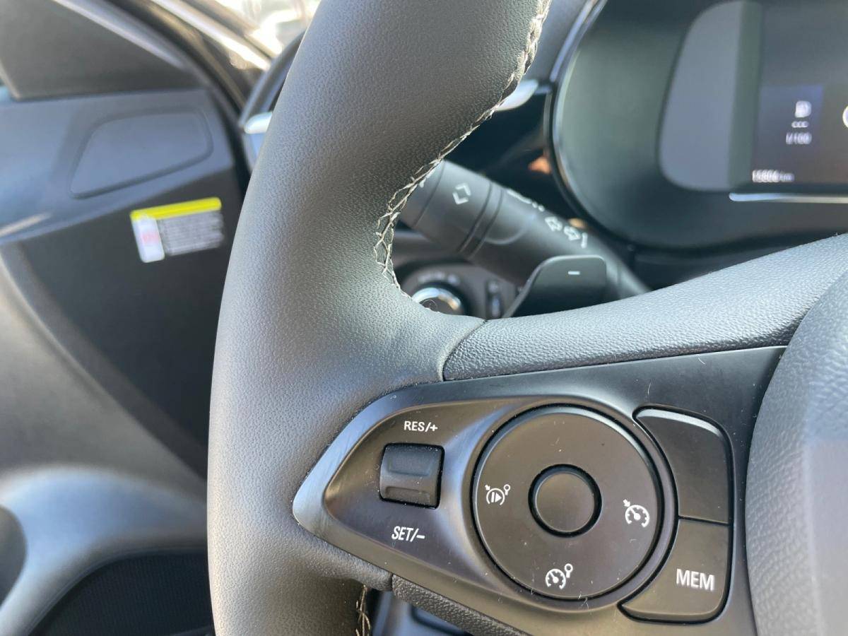 opel-corsa-2025-hibrido-a-gasolina-1199cc