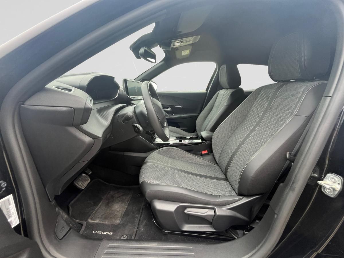 peugeot-2008-2025-eletrico-0cc