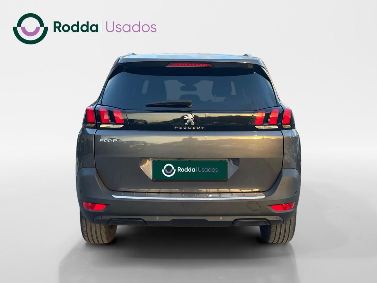 peugeot-5008-2023-gasolina-1199cc