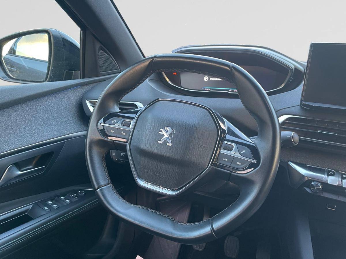 peugeot-5008-2023-gasolina-1199cc