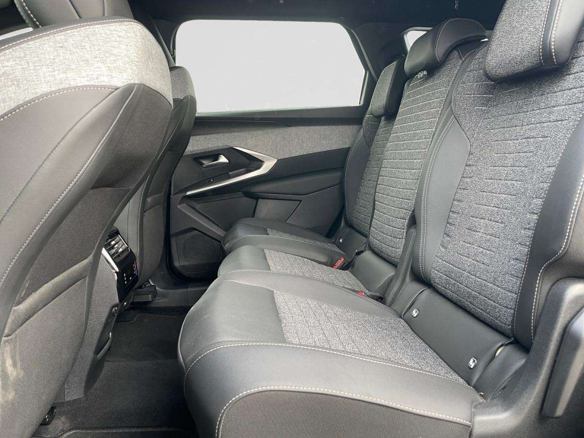 peugeot-5008-2025-hibrido-a-gasolina-1199cc