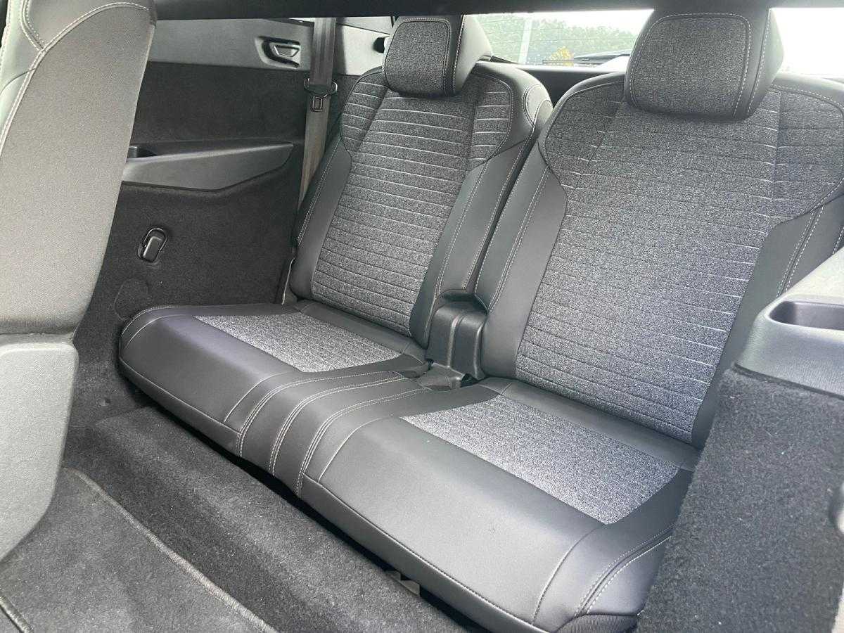 peugeot-5008-2025-hibrido-a-gasolina-1199cc