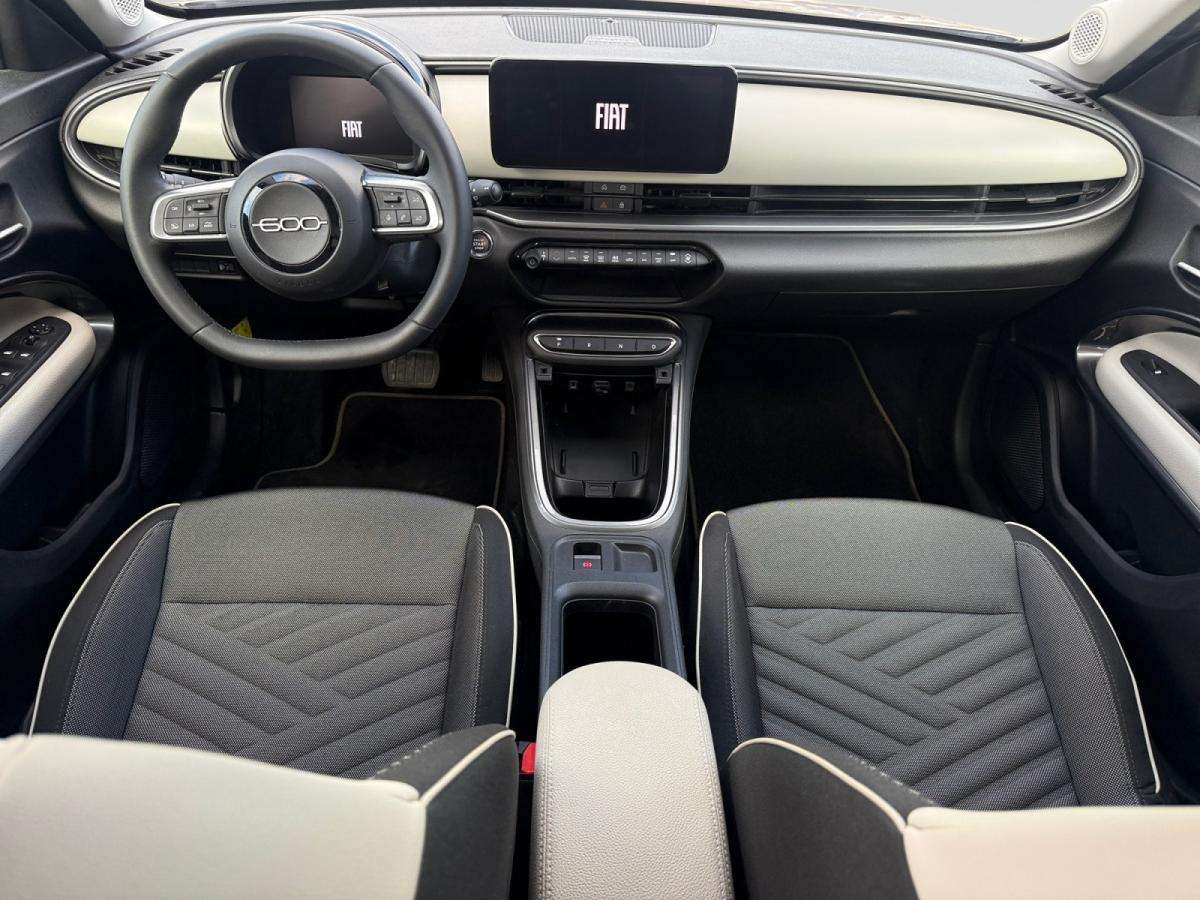 fiat-600-2026-hibrido-a-gasolina-1199cc