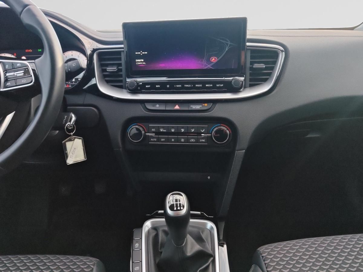 kia-ceed-sw-2025-gasolina-998cc