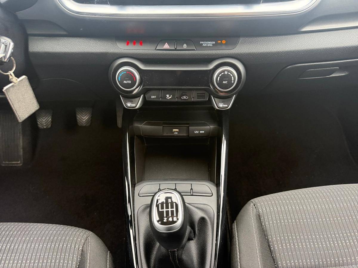 kia-stonic-2025-gasolina-998cc