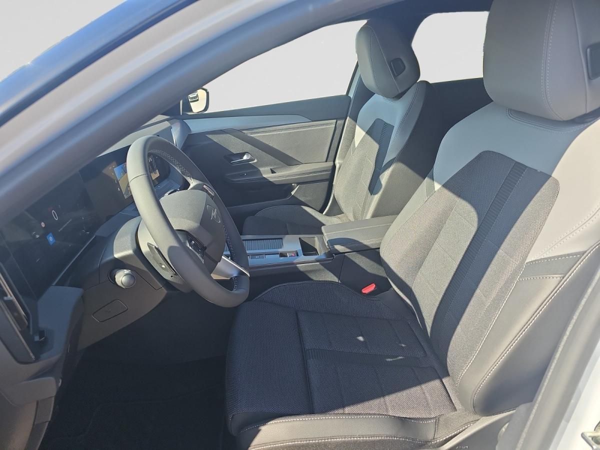 opel-astra-2026-gasolina-1198cc