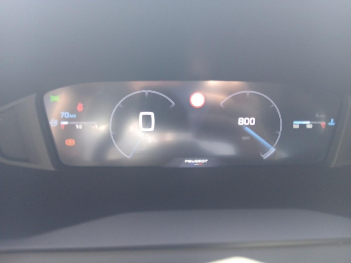 peugeot-208-2026-gasolina-1199cc