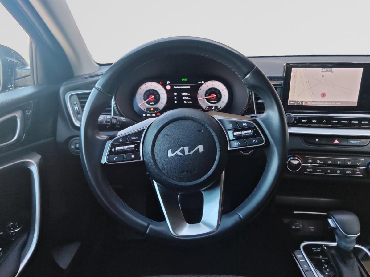 kia-xceed-2024-gasolina-1499cc