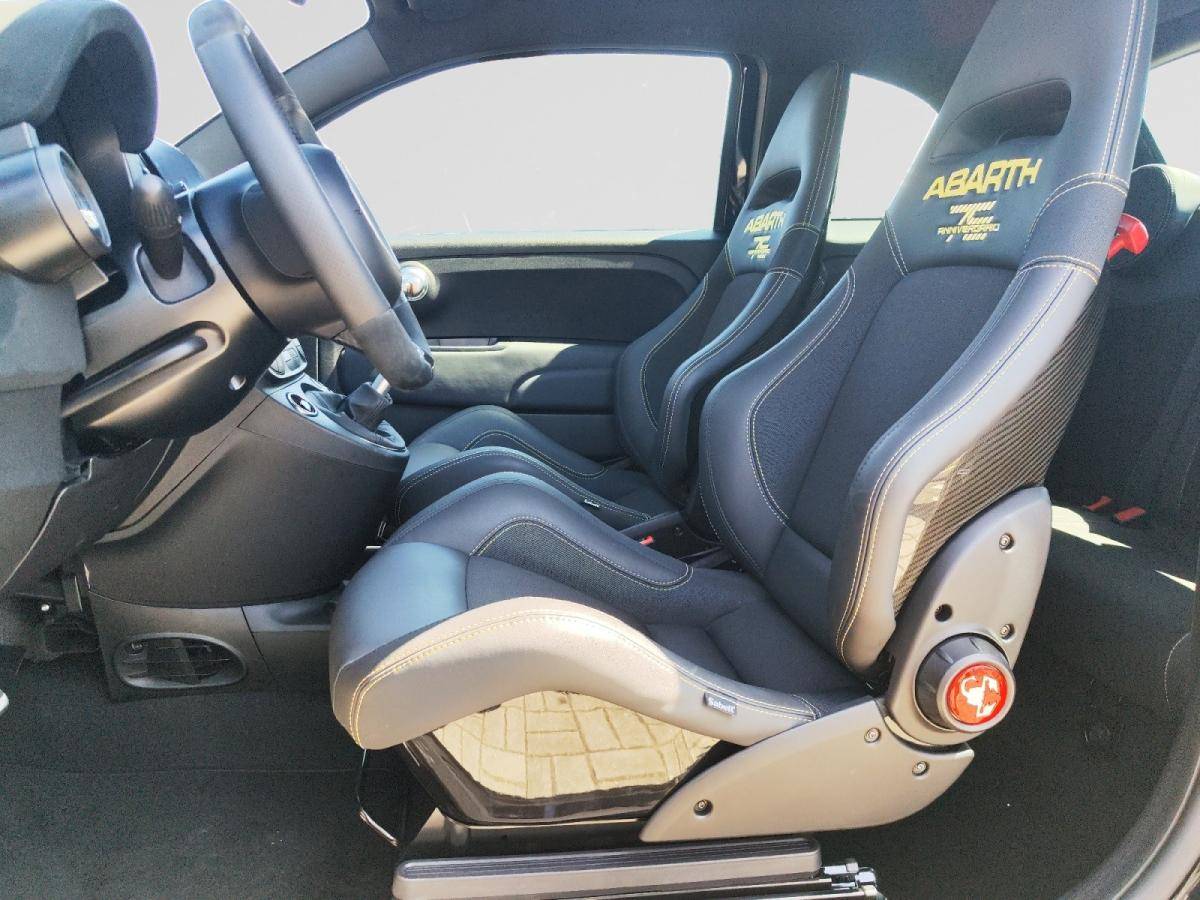 abarth-695-2024-gasolina-1368cc