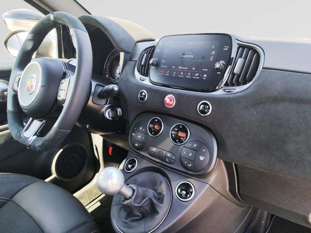 abarth-695-2024-gasolina-1368cc