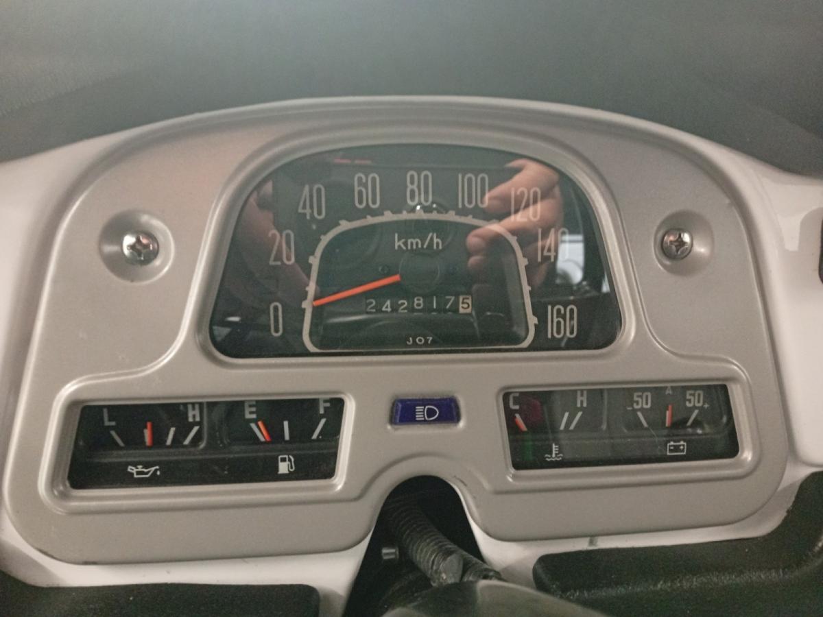 toyota-land-cruiser-1982-diesel-2977cc