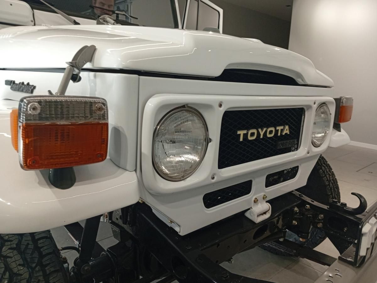 toyota-land-cruiser-1982-diesel-2977cc