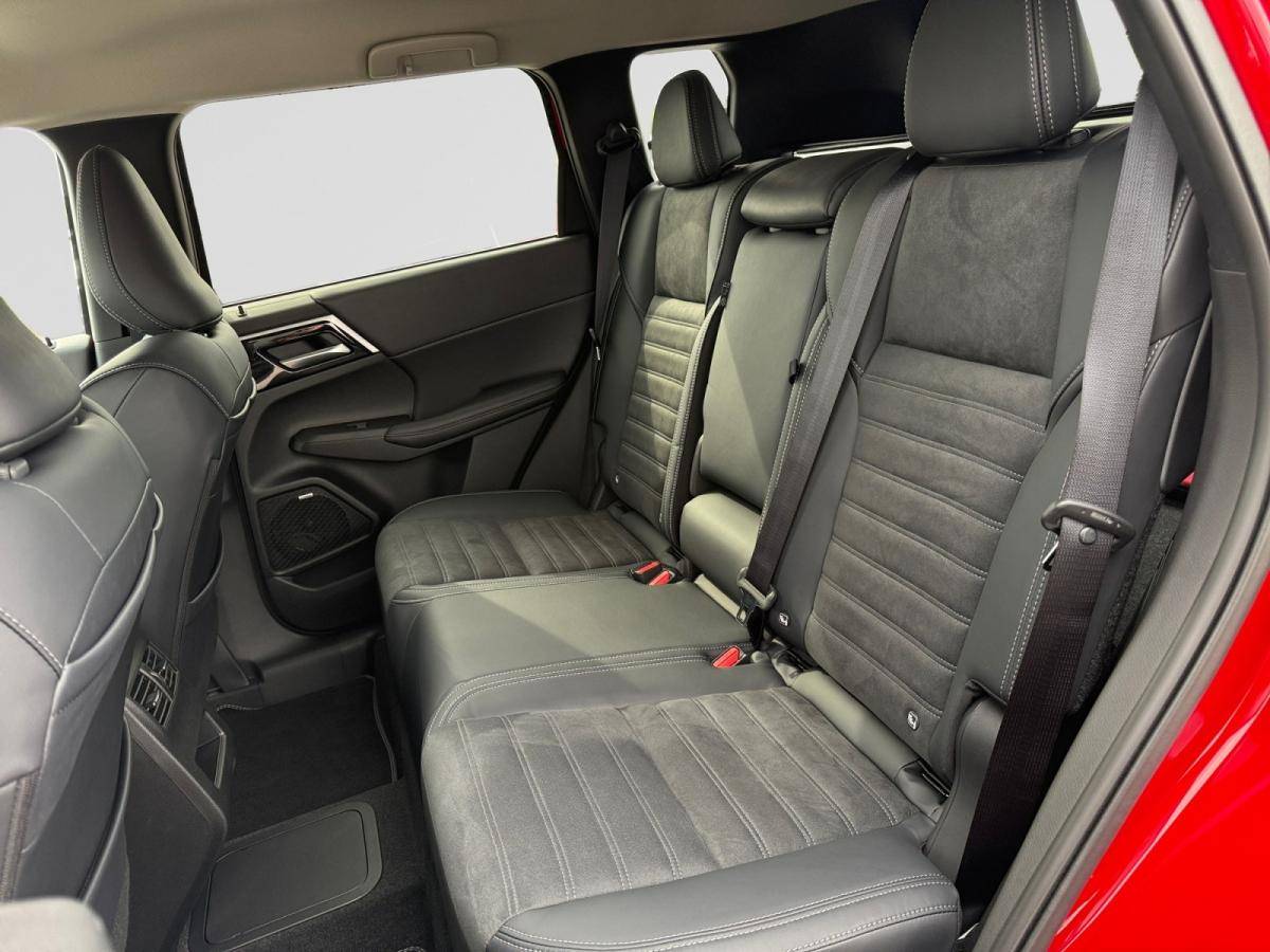 mitsubishi-outlander-2026-hibrido-a-gasolina-2360cc