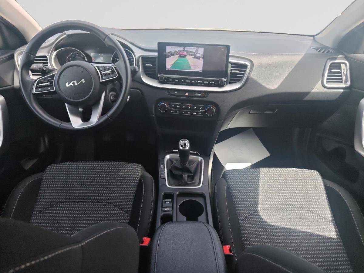 kia-xceed-2025-gasolina-998cc