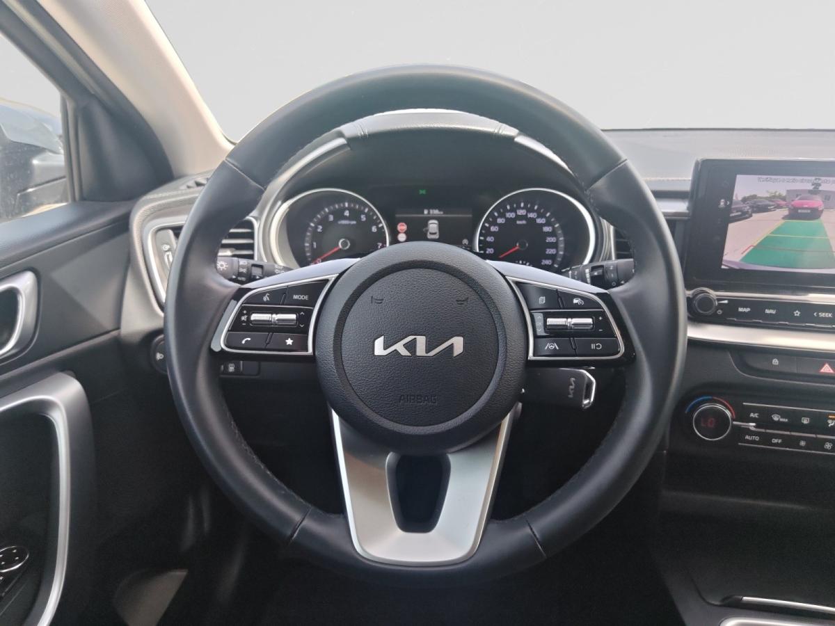 kia-xceed-2025-gasolina-998cc