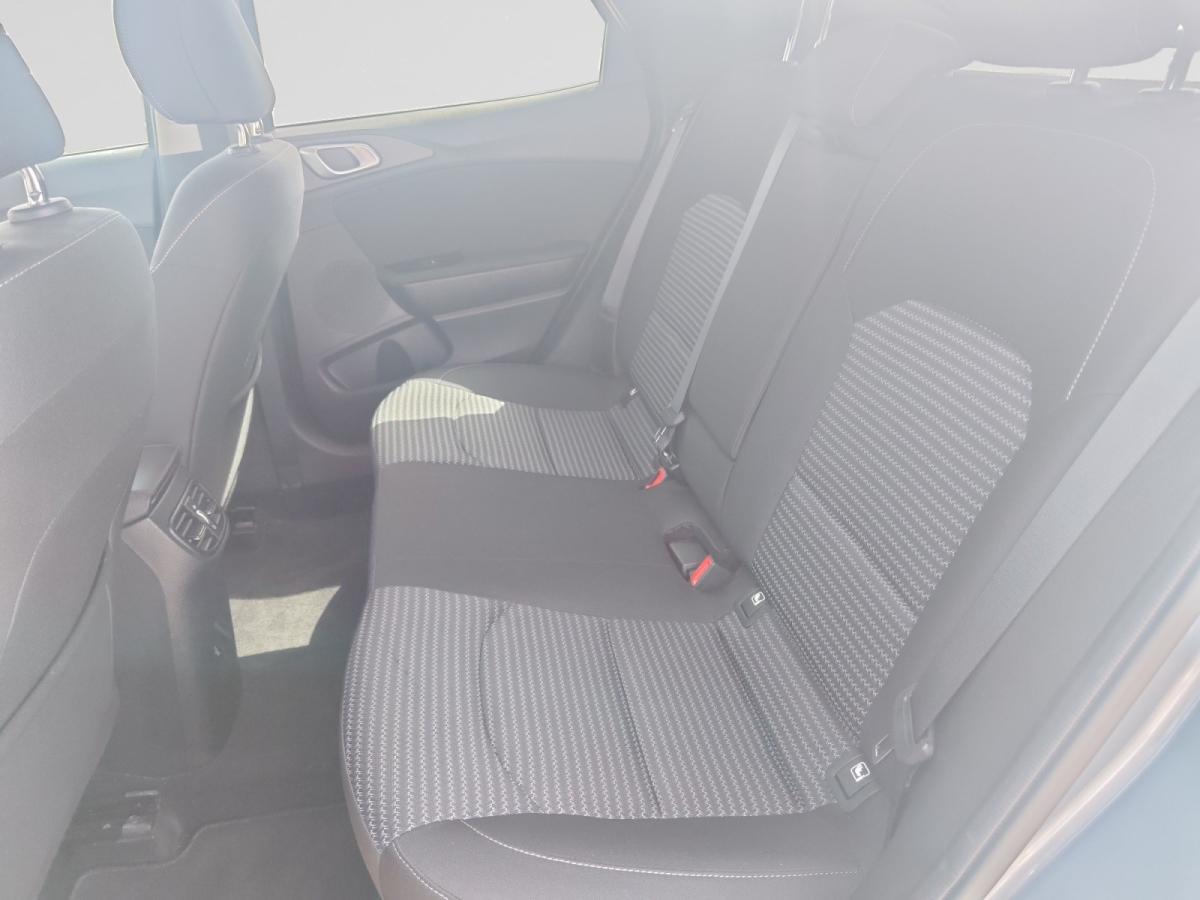 kia-xceed-2025-gasolina-998cc