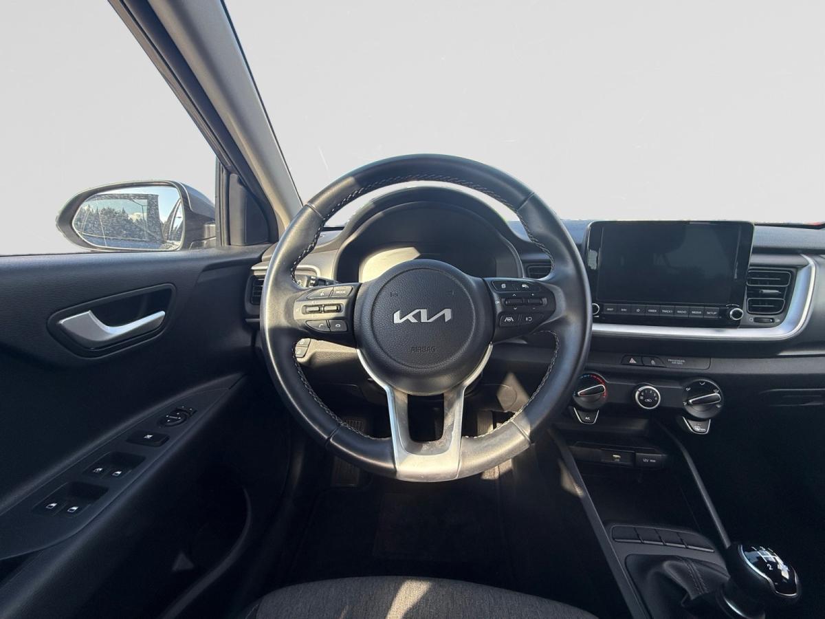 kia-stonic-2025-gasolina-998cc