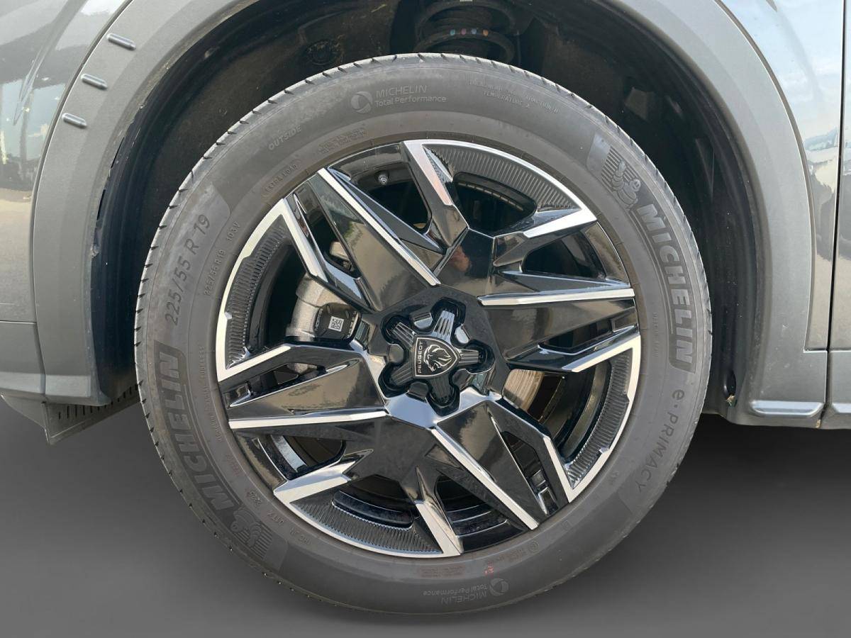 peugeot-5008-2025-hibrido-a-gasolina-1199cc