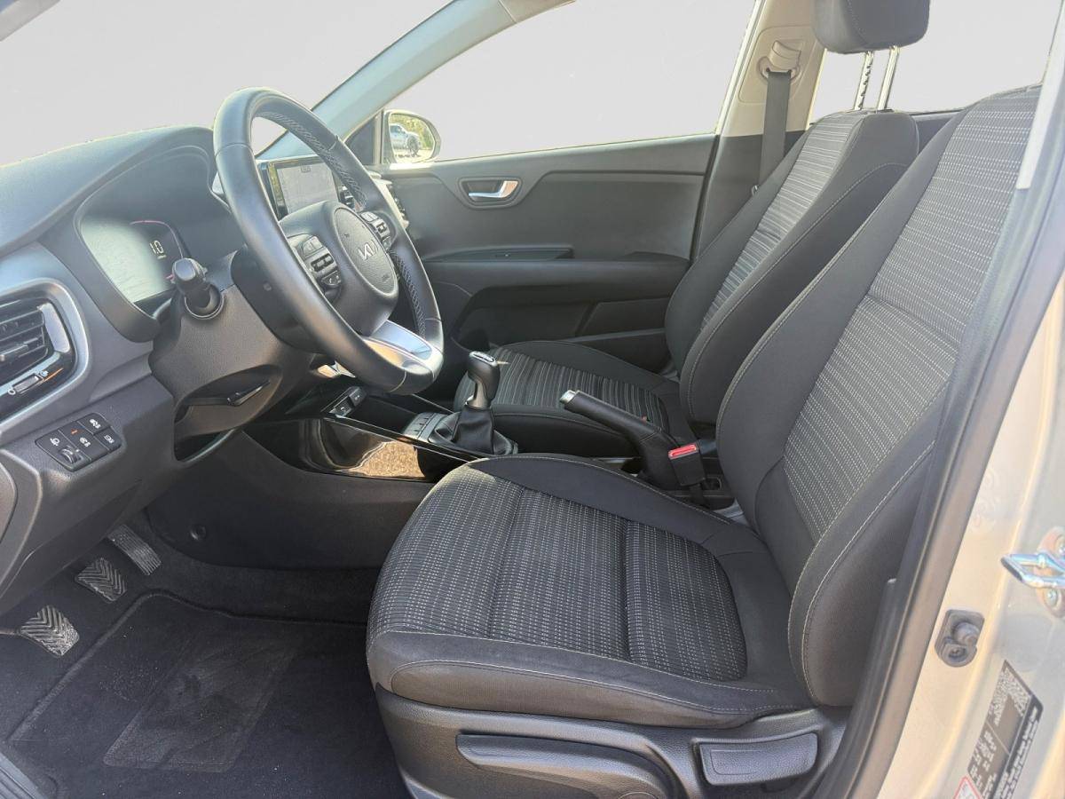 kia-stonic-2025-gasolina-998cc