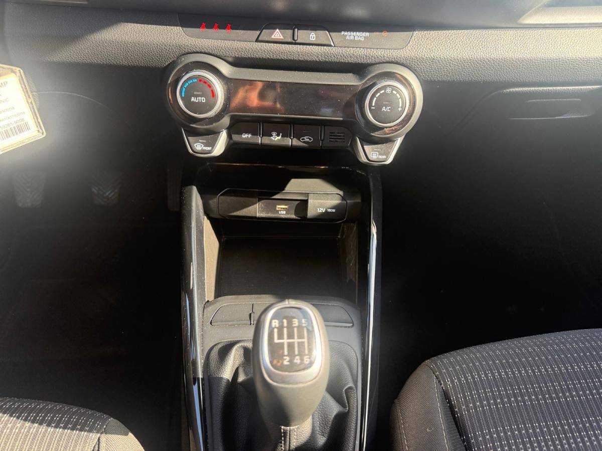 kia-stonic-2025-gasolina-998cc