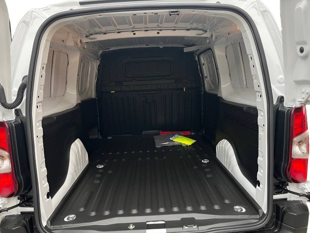 opel-combo-2026-diesel-1498cc