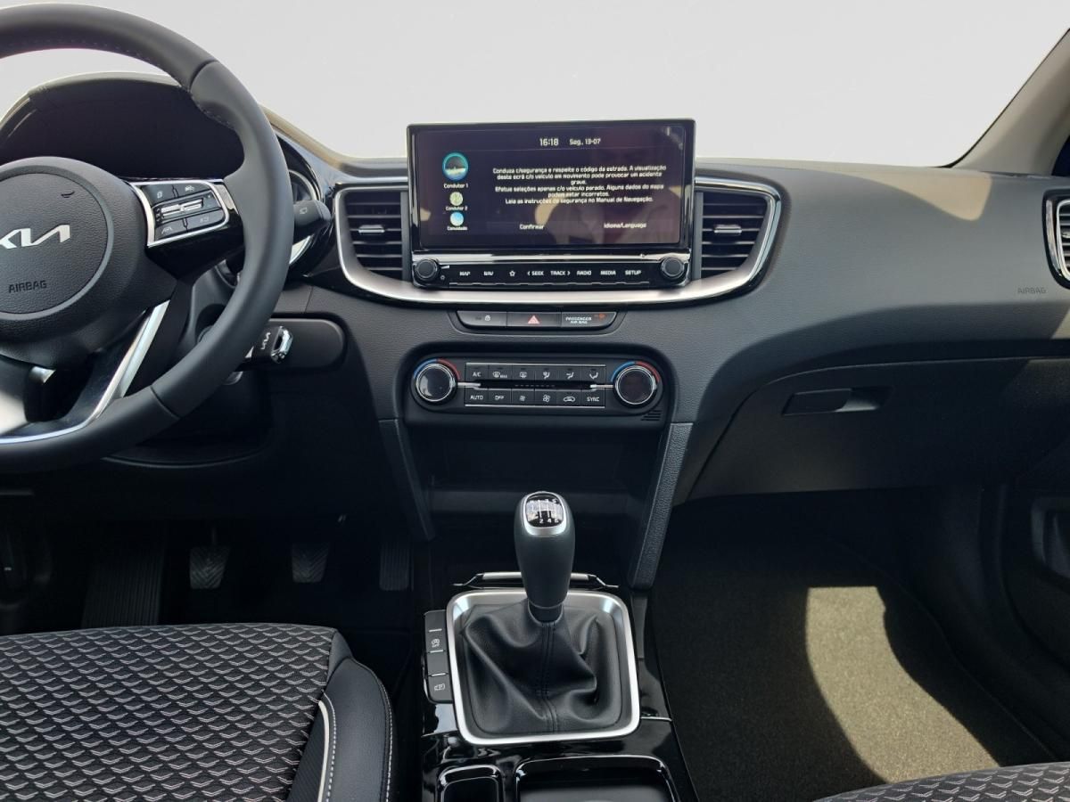 kia-xceed-2026-gasolina-998cc