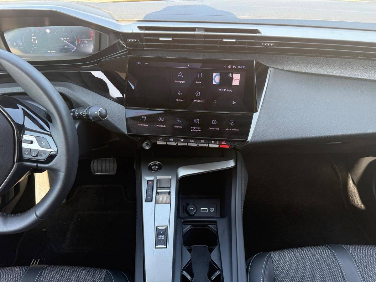 peugeot-308-sw-2024-diesel-1499cc