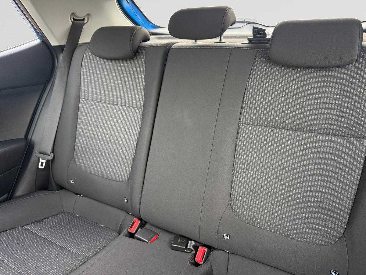 kia-stonic-2025-gasolina-997cc