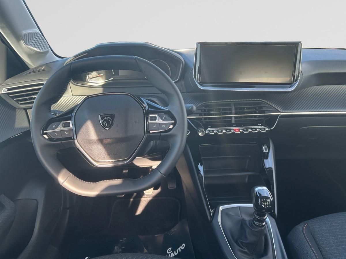 peugeot-208-2025-gasolina-1198cc