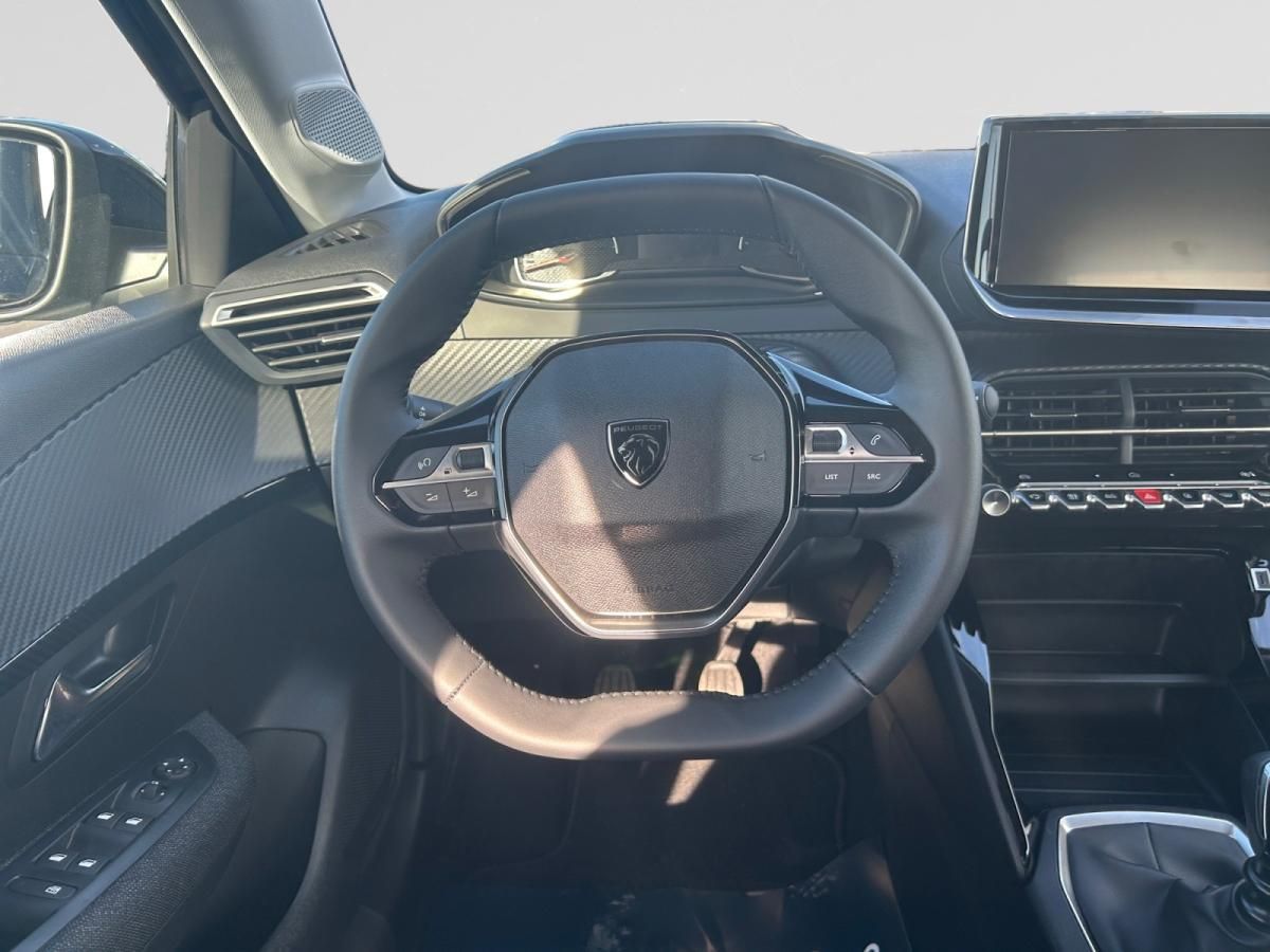 peugeot-208-2025-gasolina-1198cc