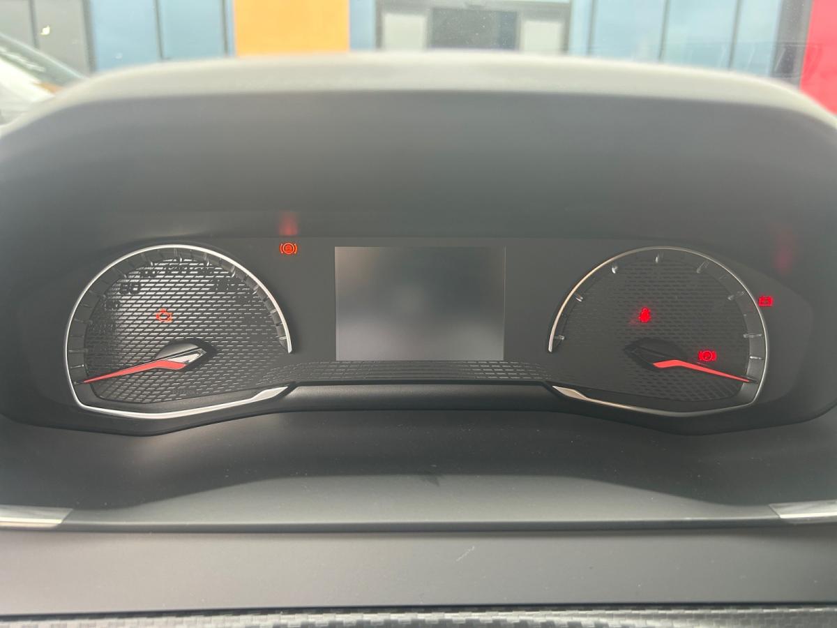 peugeot-208-2026-gasolina-1198cc