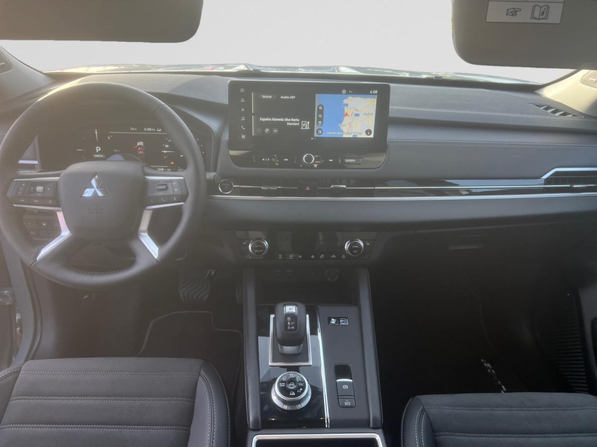 mitsubishi-outlander-2026-hibrido-a-gasolina-2360cc