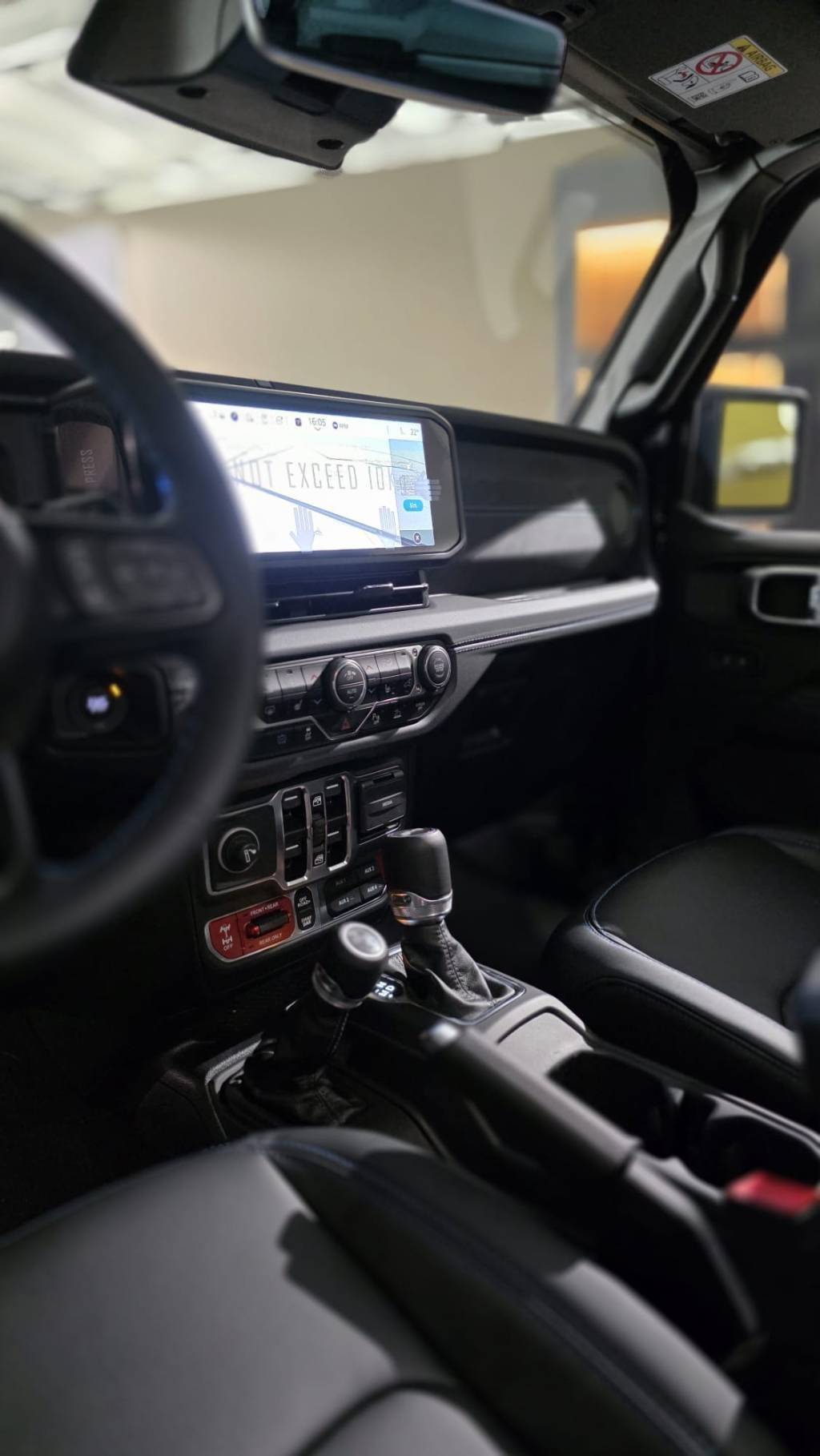 jeep-wrangler-2026-hibrido-a-gasolina-1995cc