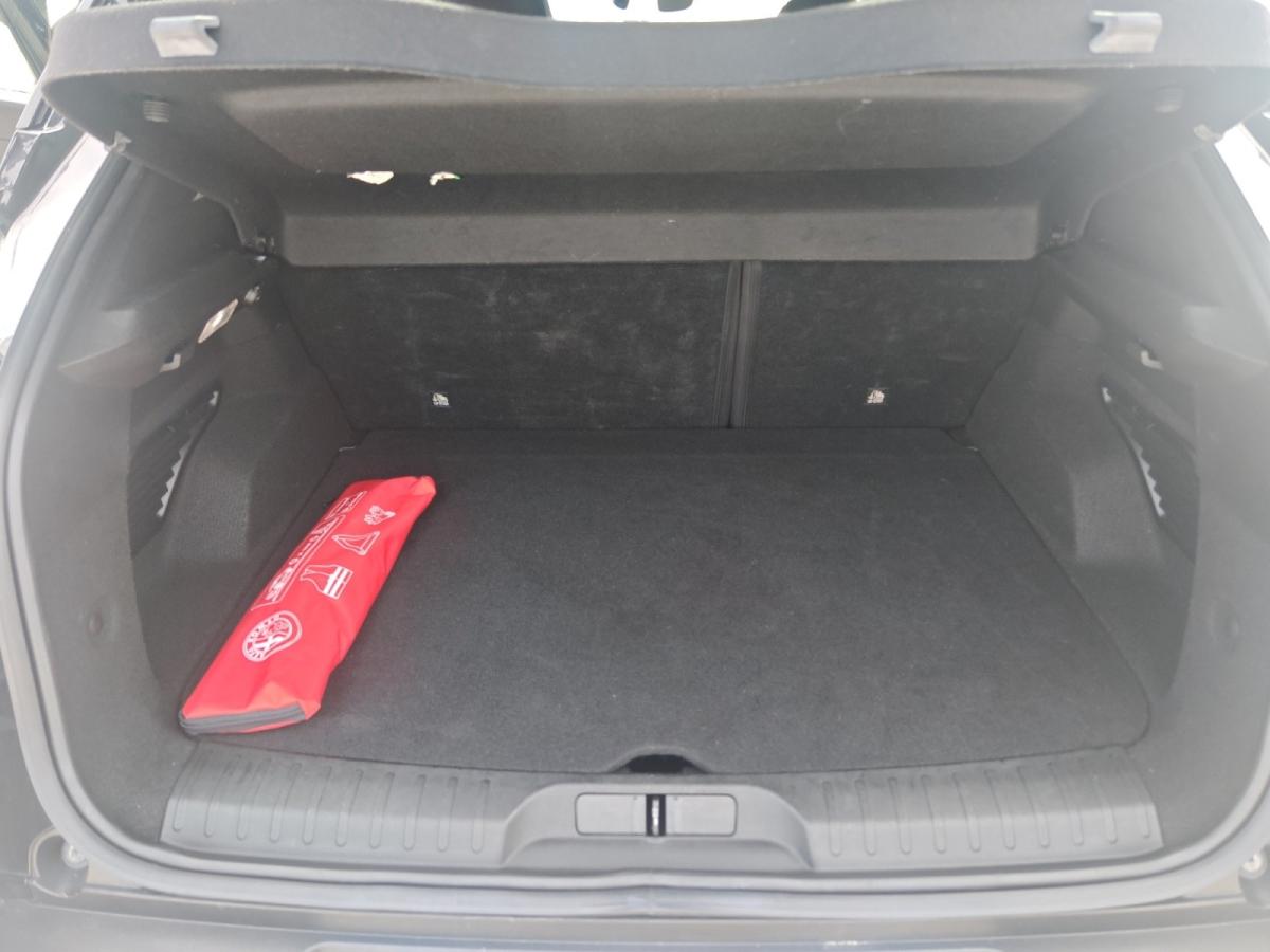 alfa-romeo-junior-2025-hibrido-a-gasolina-1199cc