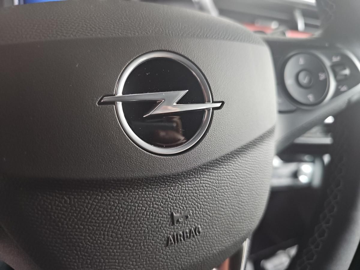 opel-corsa-2025-gasolina-1198cc