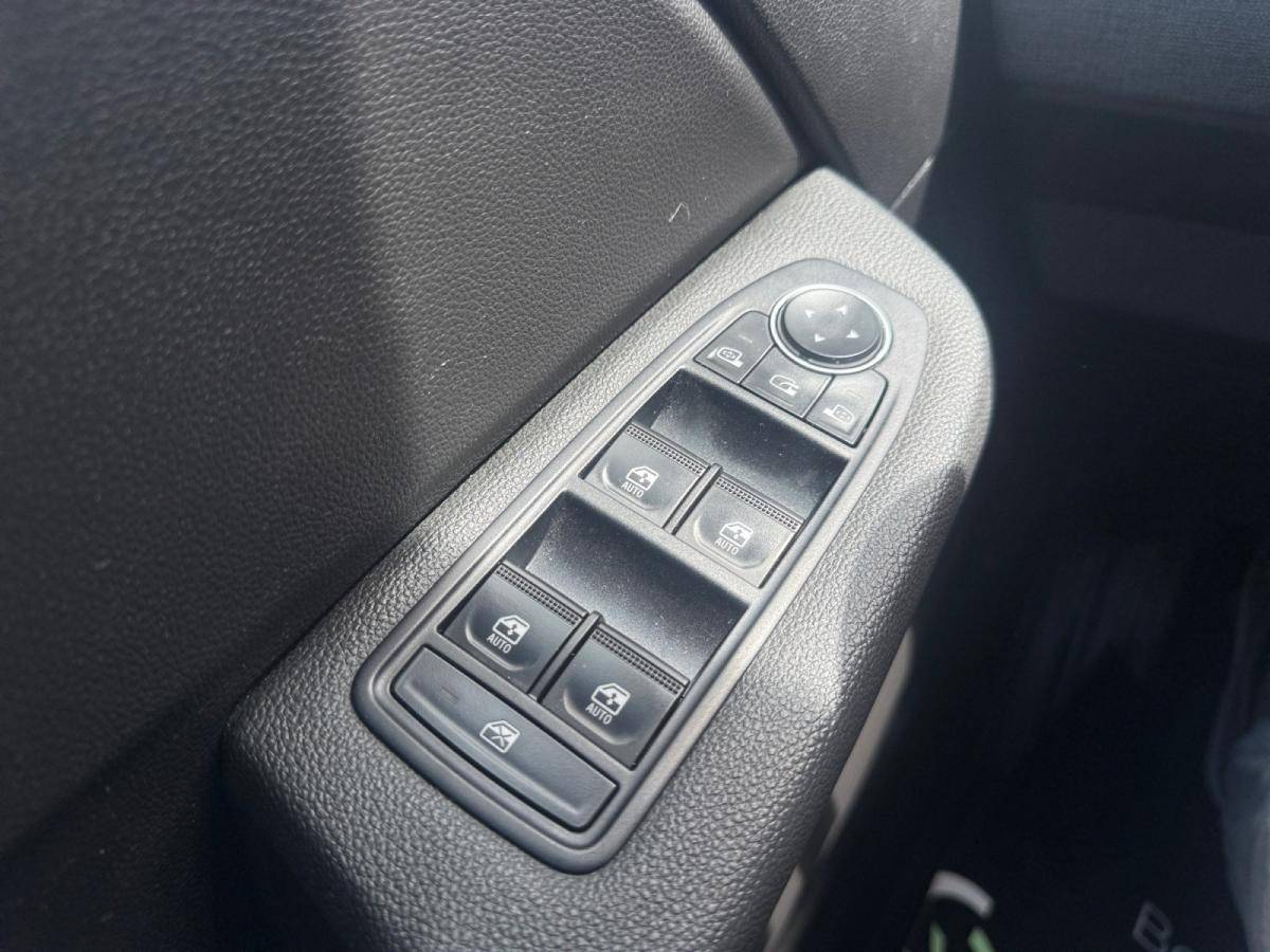 mitsubishi-colt-2025-gasolina-999cc