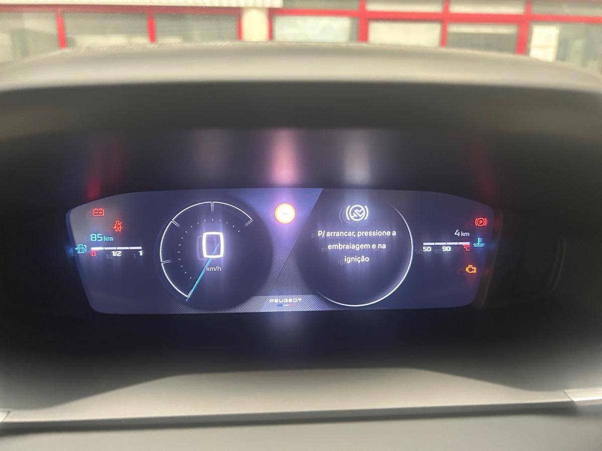 peugeot-2008-2025-gasolina-1198cc