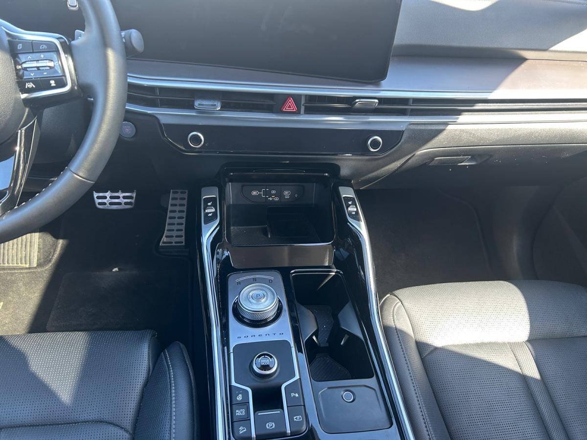 kia-sorento-2025-hibrido-a-gasolina-1598cc