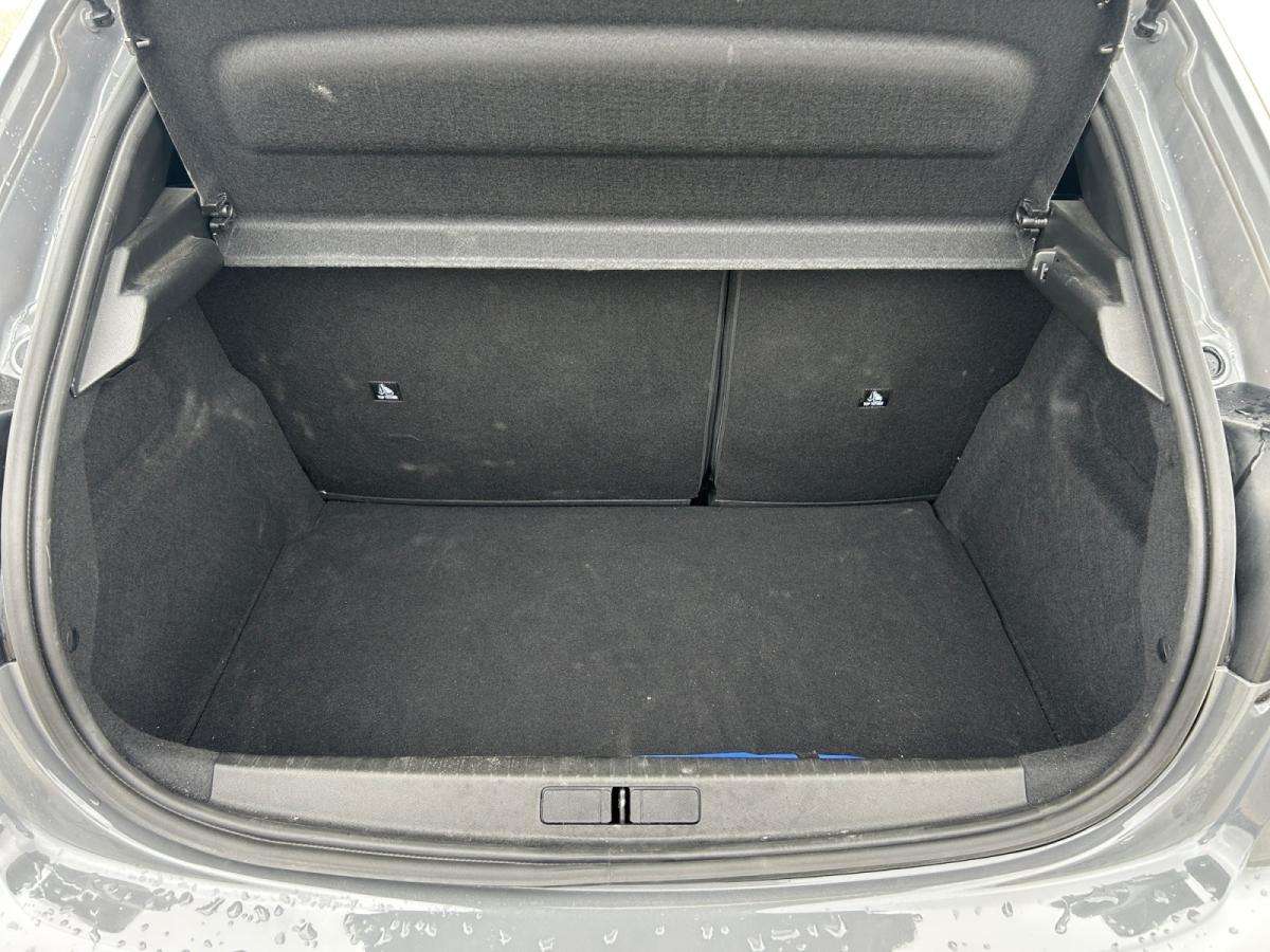 peugeot-208-2026-gasolina-1199cc