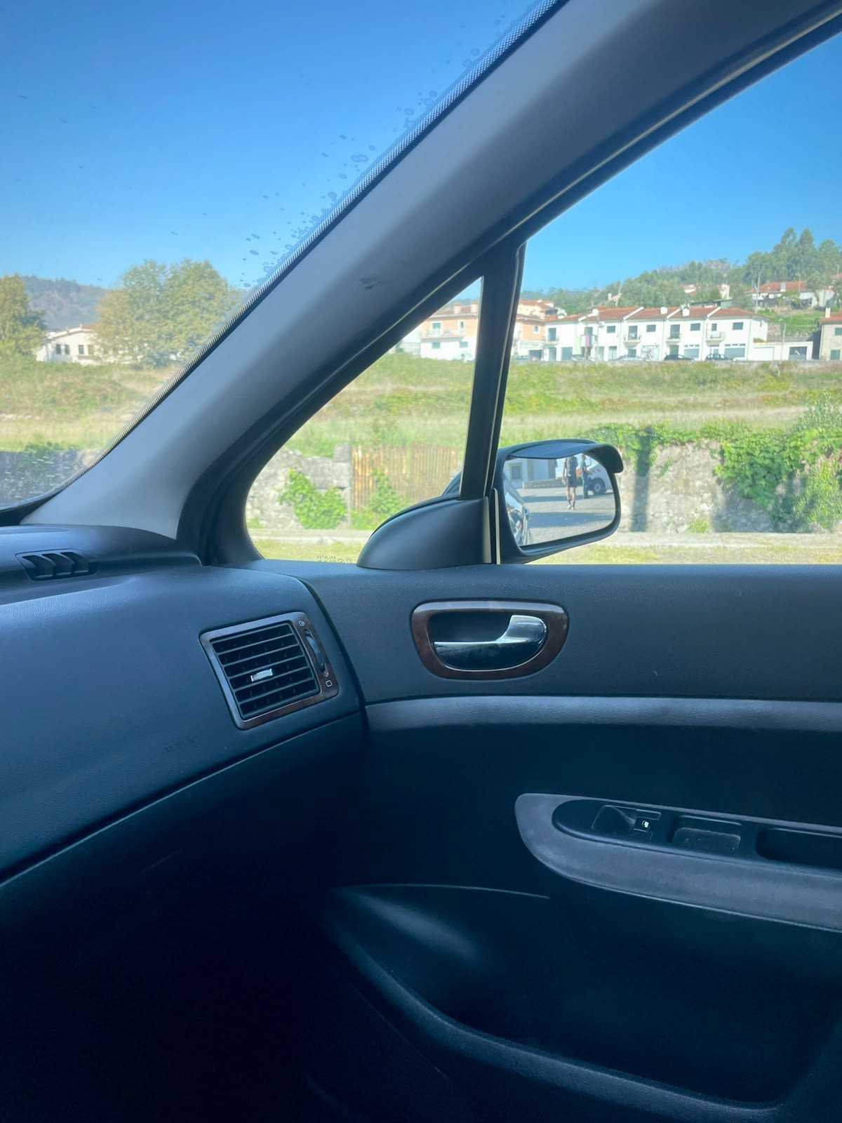 peugeot-307-2004-gasolina-1360cc