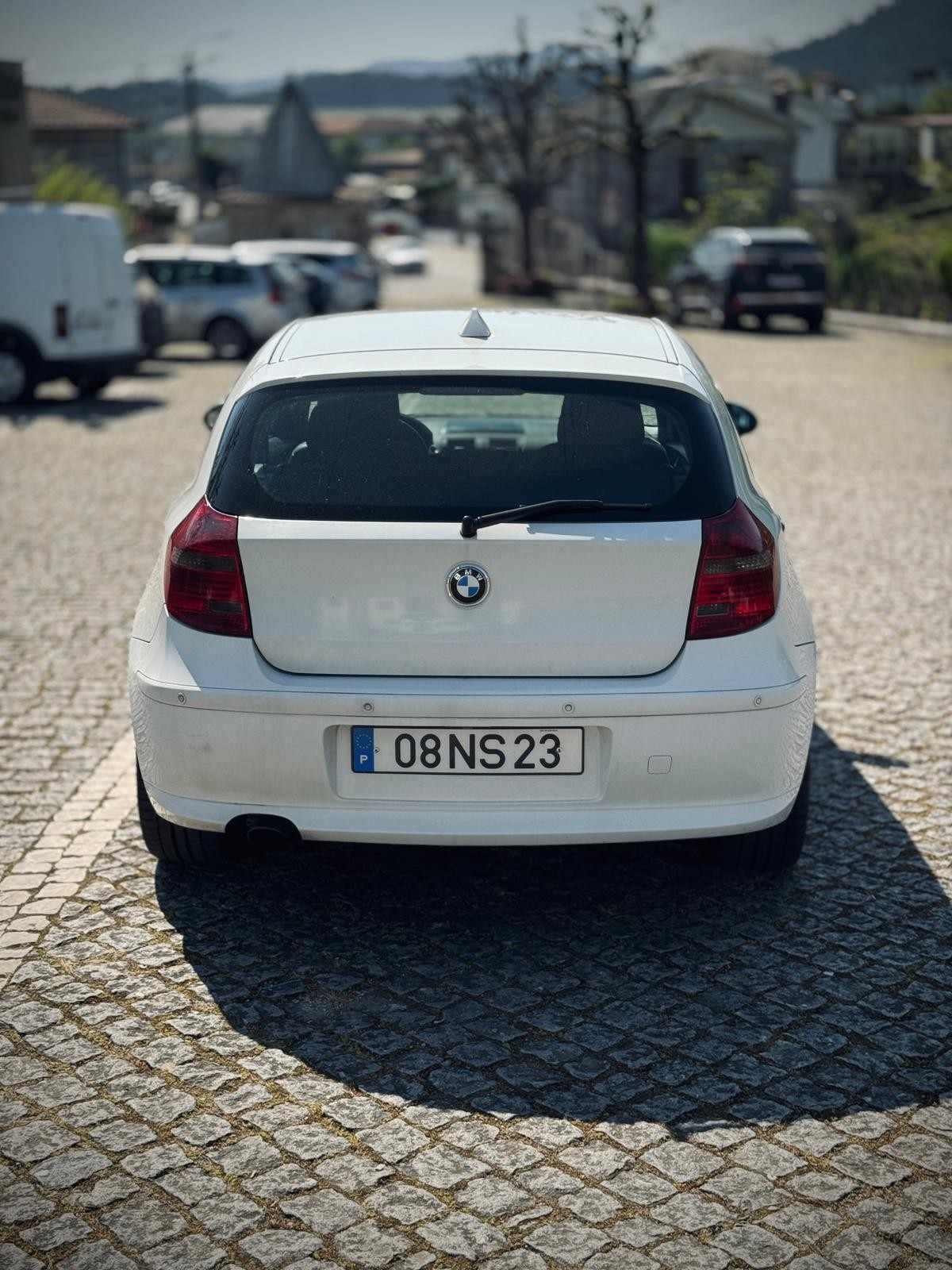 bmw-serie-1-2008-diesel-1995cc