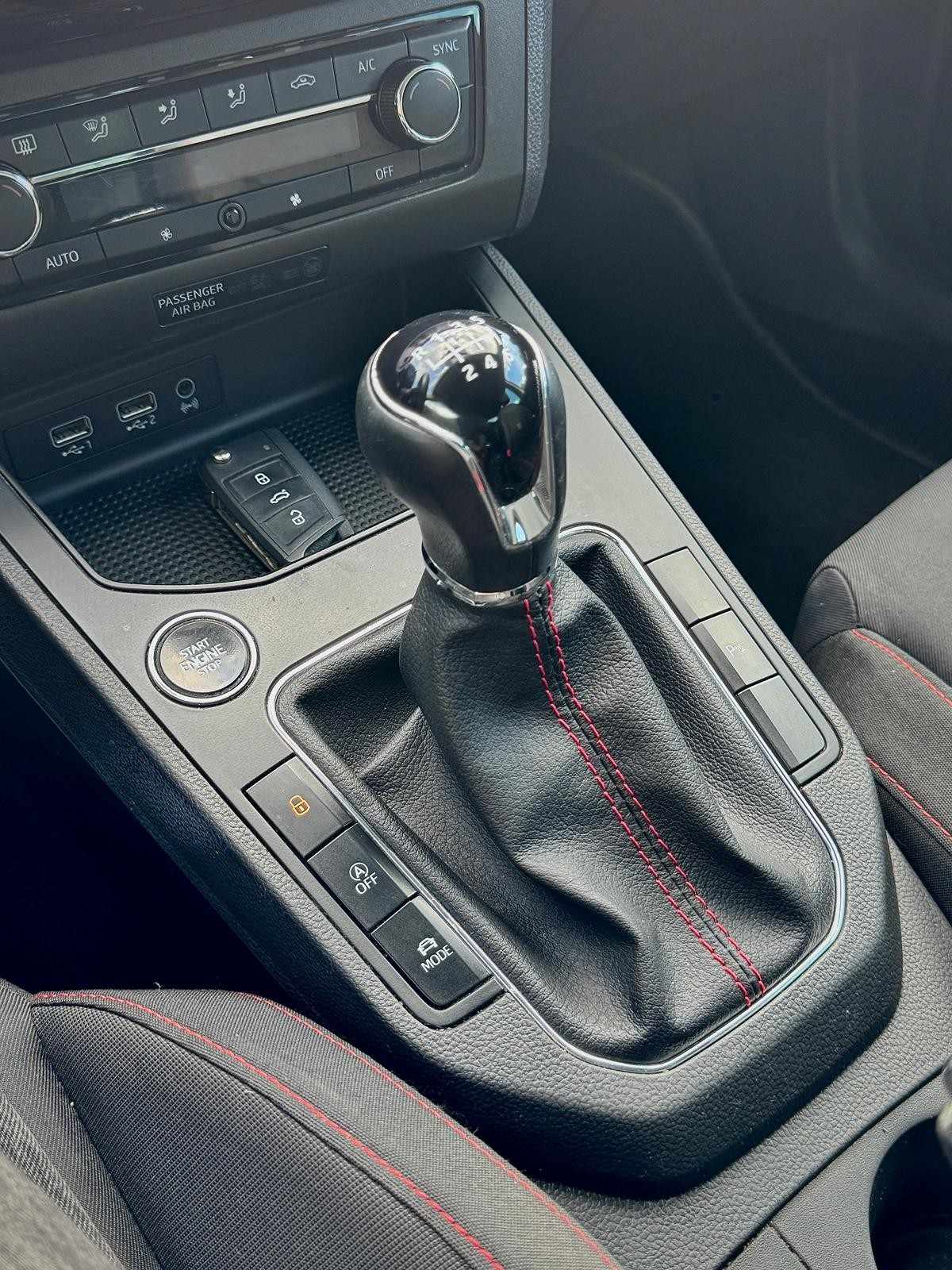 seat-ibiza-2018-gasolina-999cc