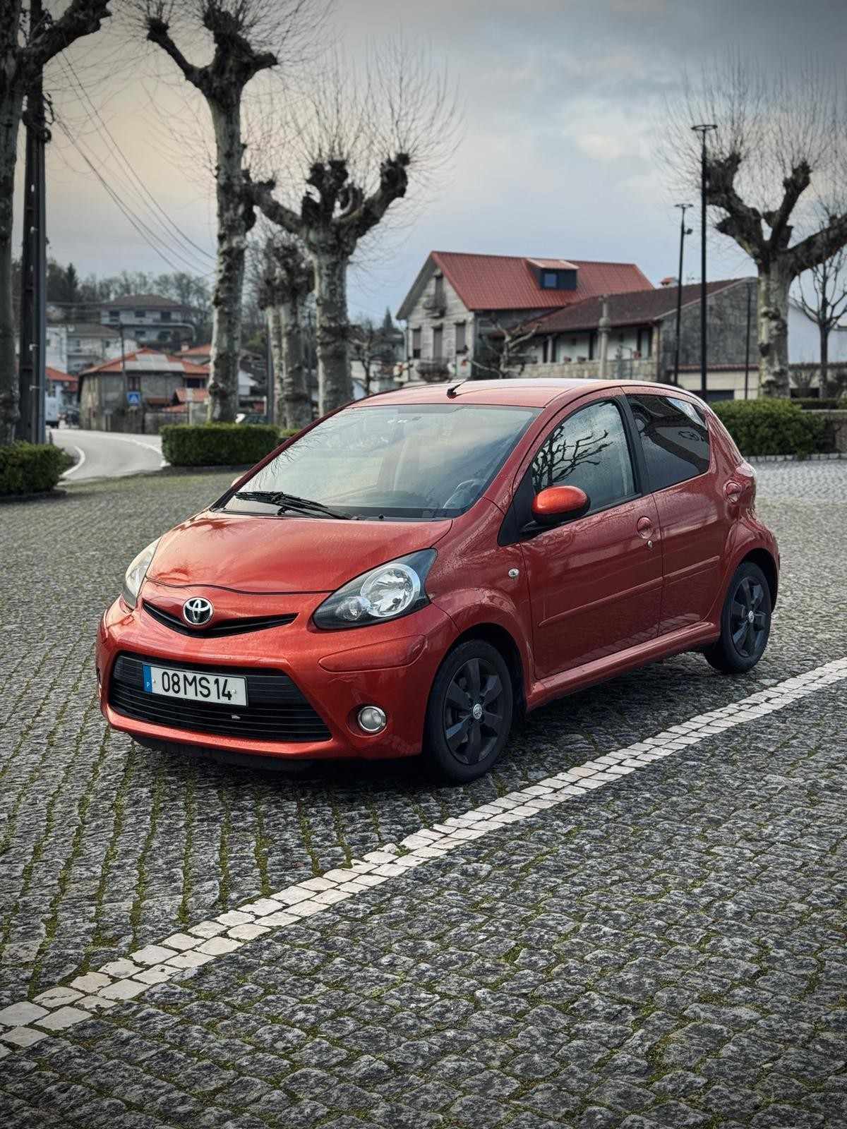 toyota-aygo-2012-gasolina-998cc