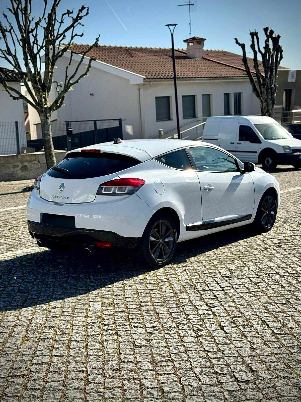 renault-megane-coupe-2010-diesel-1461cc