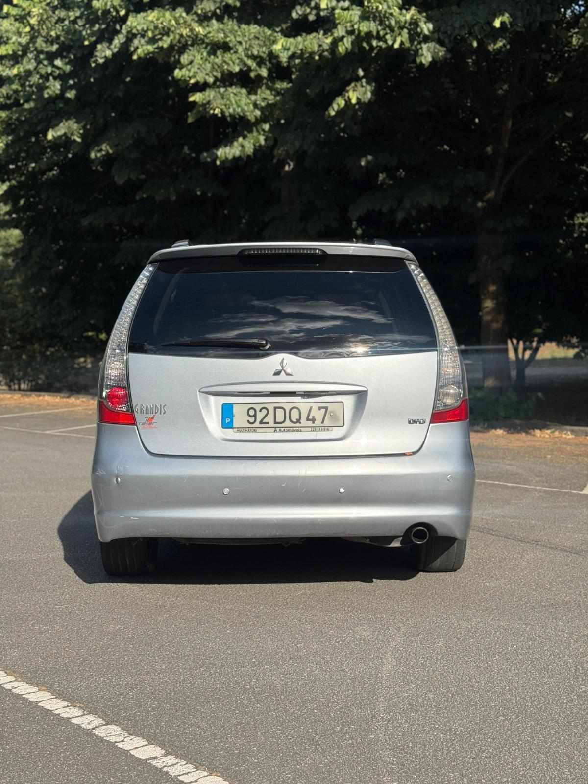 mitsubishi-grandis-2007-diesel-1968cc