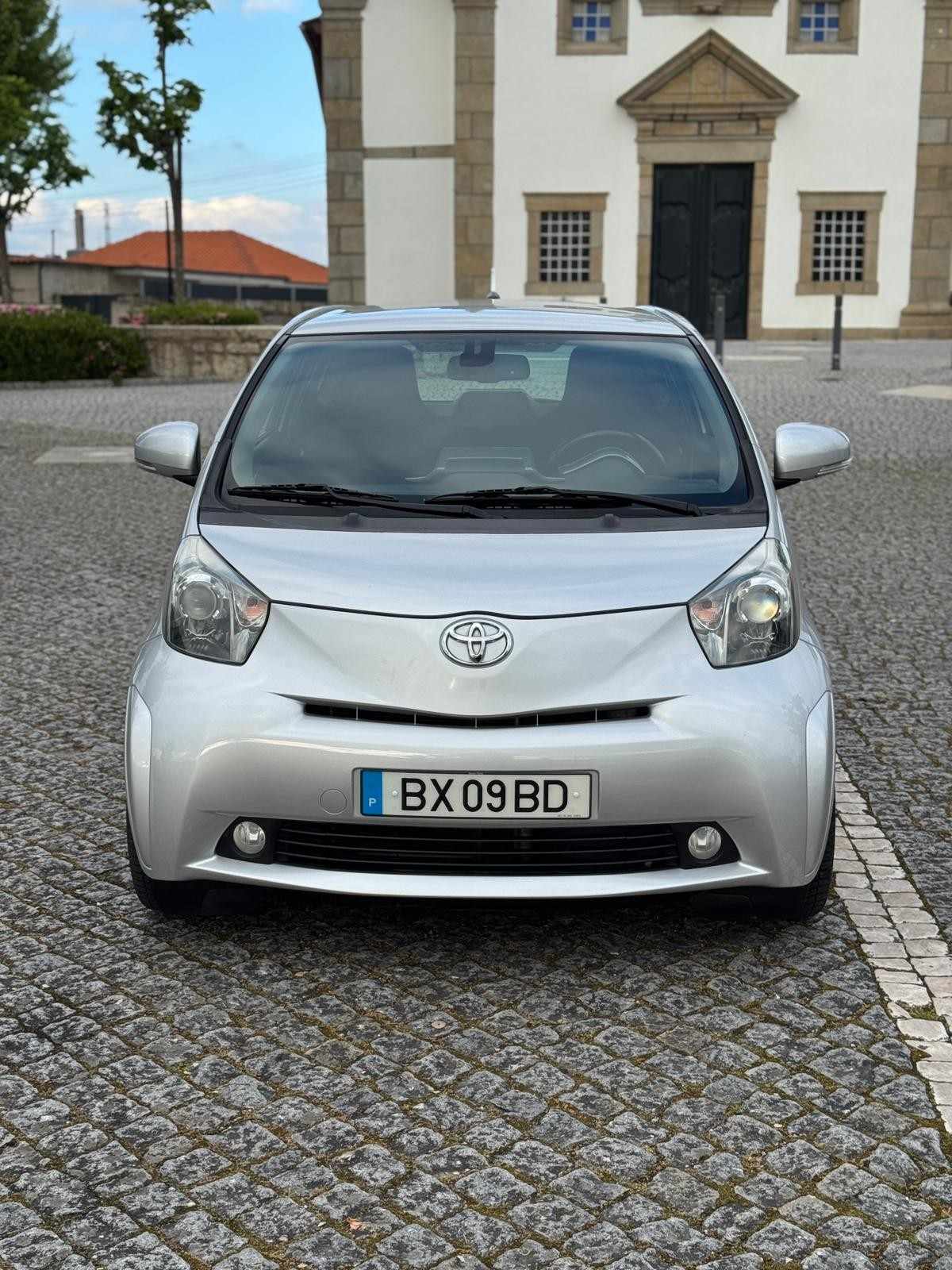 toyota-iq-2010-gasolina-998cc